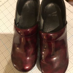 Dansko women’s clogs size 40